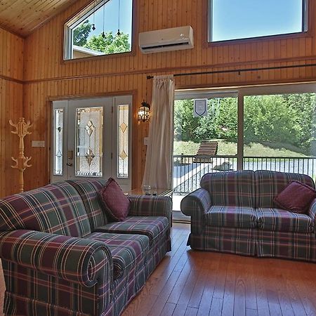 Ranch St-Hubert Bed & Breakfast Saint-Hermenegilde Екстериор снимка