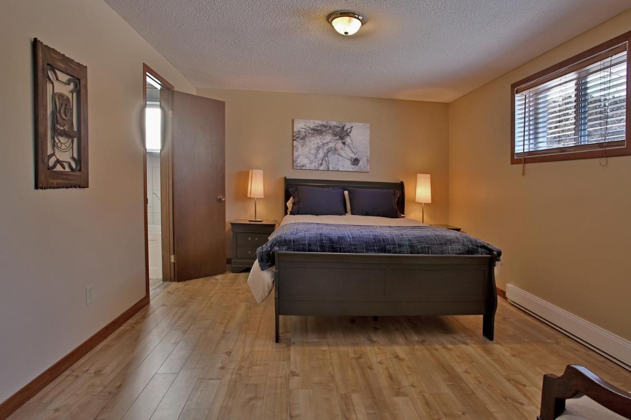 Ranch St-Hubert Bed & Breakfast Saint-Hermenegilde Екстериор снимка