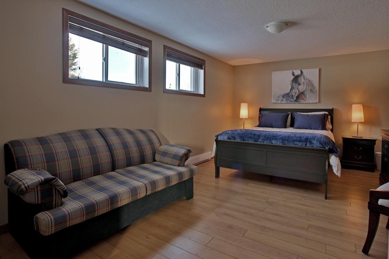 Ranch St-Hubert Bed & Breakfast Saint-Hermenegilde Екстериор снимка